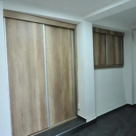 Lagadin Sunset Apartment